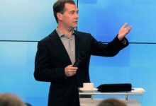 Минута отдыха Дмитрий Медведев: аппарат «Посейдон» можно рассматривать как оружие «Судного дня» Политика 