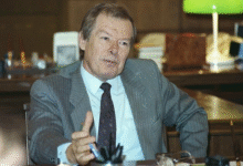 Минута отдыха «Баба Катя» против Железного Феликса История 