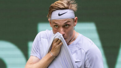 Минута отдыха Канадец Шаповалов на русском языке повздорил с болельщиком по ходу теннисного матча в Стокгольме Спорт 