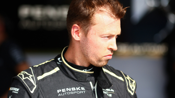 Минута отдыха Российский гонщик Квят проиграл беспилотному болиду в гонке против ИИ Спорт Минута отдыха Российский гонщик Квят проиграл беспилотному болиду в гонке против ИИ Спорт