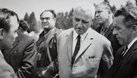 Минута отдыха Константин Симонов и Кубань: во время войны писатель трижды приезжал в край История 