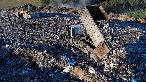 Минута отдыха Законопроект о продлении работы временных мусорных полигонов до 2029 года назвали свидетельством провала мусорной реформы Общество 