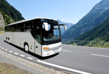 Минута отдыха Машина со спортсменами сборной Швеции по ски‑кроссу перевернулась в Италии Спорт 