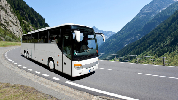 Минута отдыха Машина со спортсменами сборной Швеции по ски‑кроссу перевернулась в Италии Спорт Минута отдыха Машина со спортсменами сборной Швеции по ски‑кроссу перевернулась в Италии Спорт