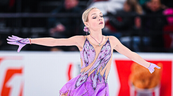 Минута отдыха Лена, что это было? Звезда Плющенко сенсационно отдала победу на Гран-при Спорт 