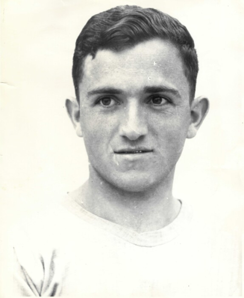 Минута отдыха Россия прощается с иконой футбола. Никиту Симоняна обожали все Спорт Минута отдыха Россия прощается с иконой футбола. Никиту Симоняна обожали все Спорт