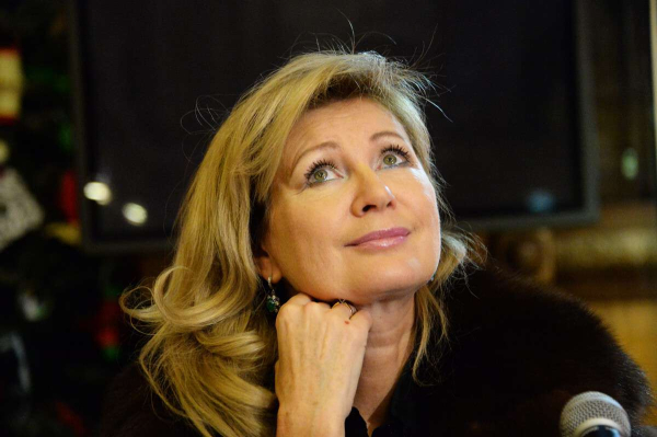 Минута отдыха «Интересная судьба»: Вика Цыганова рассказала о редкой встрече с Алиной Кабаевой Знаменитости Минута отдыха «Интересная судьба»: Вика Цыганова рассказала о редкой встрече с Алиной Кабаевой Знаменитости