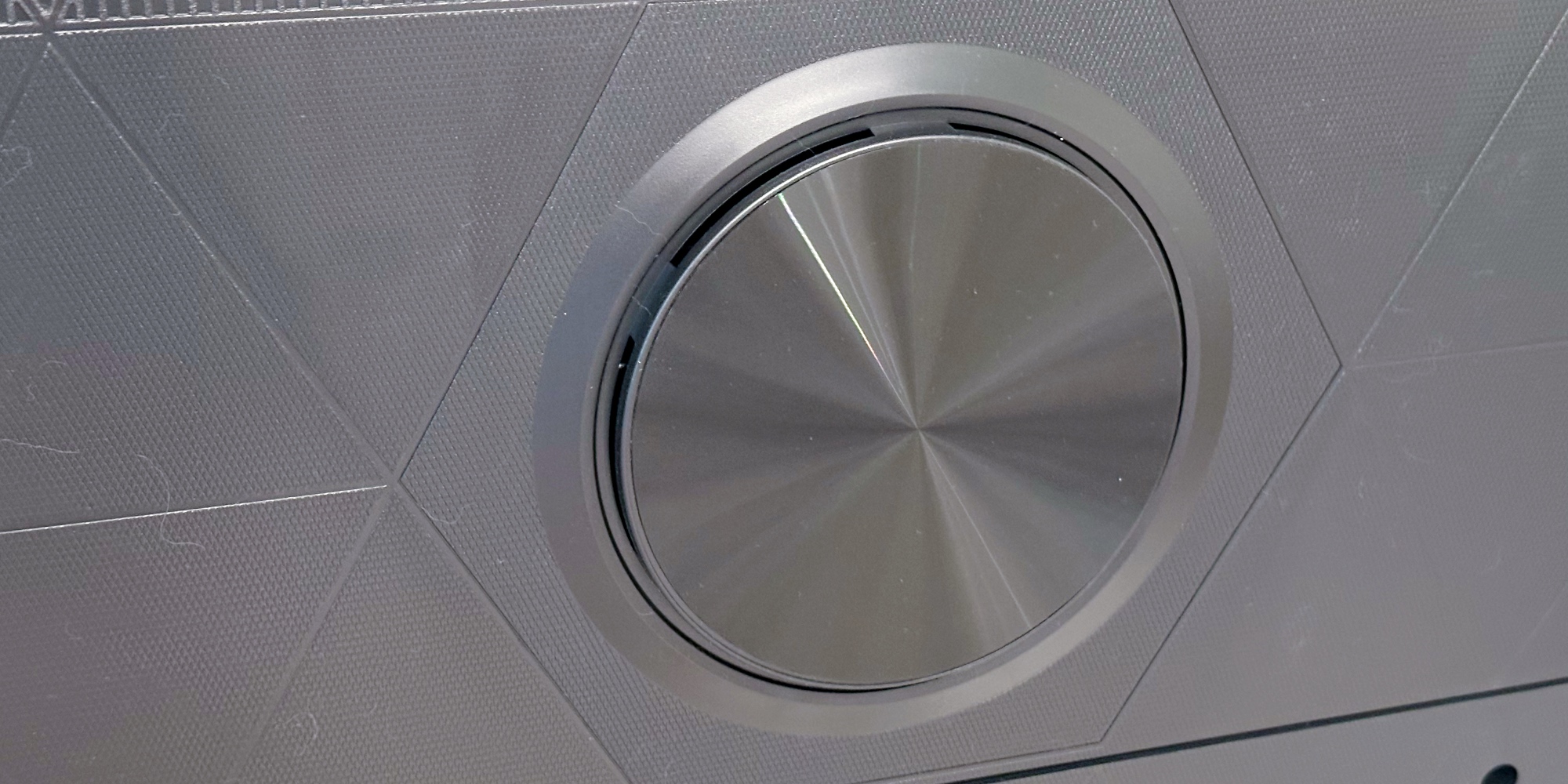 Минута отдыха Обзор Dreame Aura Mini LED 4K TV S100 — телевизора с отличной картинкой и крутым звуком Полезности  