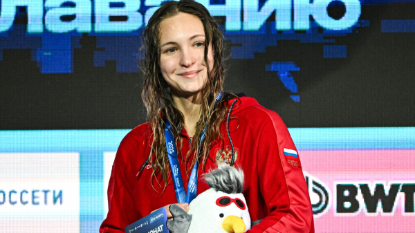 Минута отдыха Гилязова победила на 50‑метровке брассом на ЧР с юношеским рекордом России, опередив Ефимову и Чикунову Спорт Минута отдыха Гилязова победила на 50‑метровке брассом на ЧР с юношеским рекордом России, опередив Ефимову и Чикунову Спорт