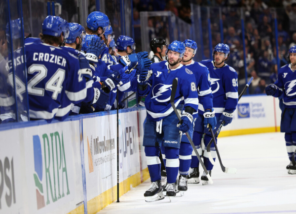 Минута отдыха «Тампа» должна молиться на Кучерова! Россиянин на своих плечах тащит команду Спорт 