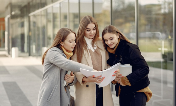 Минута отдыха «С каждым годом поступить в вуз все сложнее». Что изменится в 2026-2027-м Дети Минута отдыха «С каждым годом поступить в вуз все сложнее». Что изменится в 2026-2027-м Дети