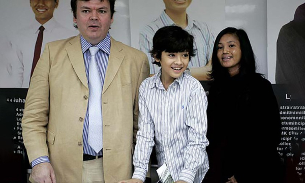 Минута отдыха «Отец вел блог об успехах детей-вундеркиндов». Что стало со старшим сыном Дети 