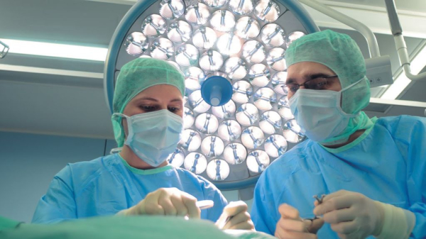 Минута отдыха Почему хирургические лампы не создают теней? Интересное Минута отдыха Почему хирургические лампы не создают теней? Интересное