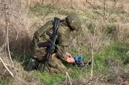 Минута отдыха Огненный скальпель «Днепра»: расчёты войск БПС уничтожили шведский бронетранспортёр и склад на правом берегу Армия Минута отдыха Огненный скальпель «Днепра»: расчёты войск БПС уничтожили шведский бронетранспортёр и склад на правом берегу Армия