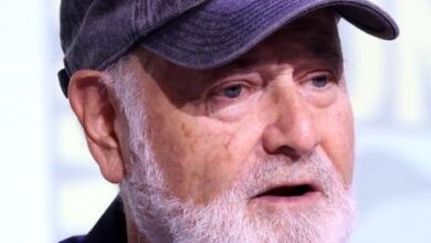 Минута отдыха CNN: режиссер Роб Райнер и его жена Мишель найдены мертвыми в их доме в Лос-Анджелесе Криминал 