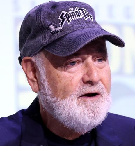 Минута отдыха CNN: режиссер Роб Райнер и его жена Мишель найдены мертвыми в их доме в Лос-Анджелесе Криминал Минута отдыха CNN: режиссер Роб Райнер и его жена Мишель найдены мертвыми в их доме в Лос-Анджелесе Криминал