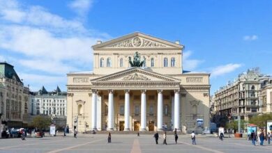 Минута отдыха Фарс в трёх актах с мытьём полов: телеведущая ответила Цискаридзе новым декольте Культура Минута отдыха Фарс в трёх актах с мытьём полов: телеведущая ответила Цискаридзе новым декольте Культура