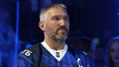 Минута отдыха Хоккеист «Динамо» Дер‑Аргучинцев рассказал, что мечтает поиграть в одной команде с Овечкиным Спорт 