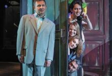 Минута отдыха «Покровские ворота» распахнули в Театре на Юго-Западе Культура 