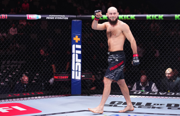 Минута отдыха UFC внезапно избавился от непобежденного в лиге россиянина. Максимально мутная история Спорт Минута отдыха UFC внезапно избавился от непобежденного в лиге россиянина. Максимально мутная история Спорт