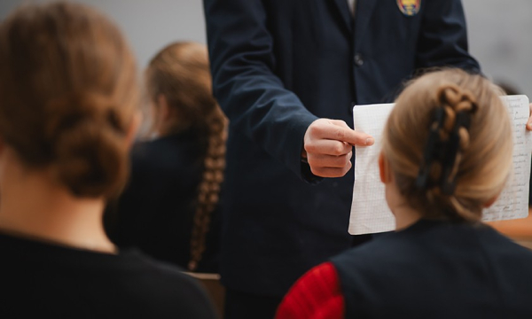 Минута отдыха Сочинение ЕГЭ-2026. Что делать, если вы не понимаете текст для анализа Дети Минута отдыха Сочинение ЕГЭ-2026. Что делать, если вы не понимаете текст для анализа Дети