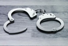 Минута отдыха В Крыму задержали женщину с замаскированной татуировкой герба Украины Общество 