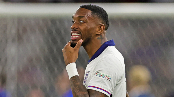 Минута отдыха Футболист сборной Англии избил фаната! С карьерой можно прощаться? Спорт Минута отдыха Футболист сборной Англии избил фаната! С карьерой можно прощаться? Спорт