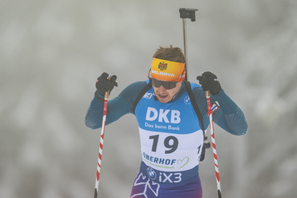 Минута отдыха Уехавшие из России биатлонисты проиграли всем на Кубке мира. Радости не было предела Спорт 