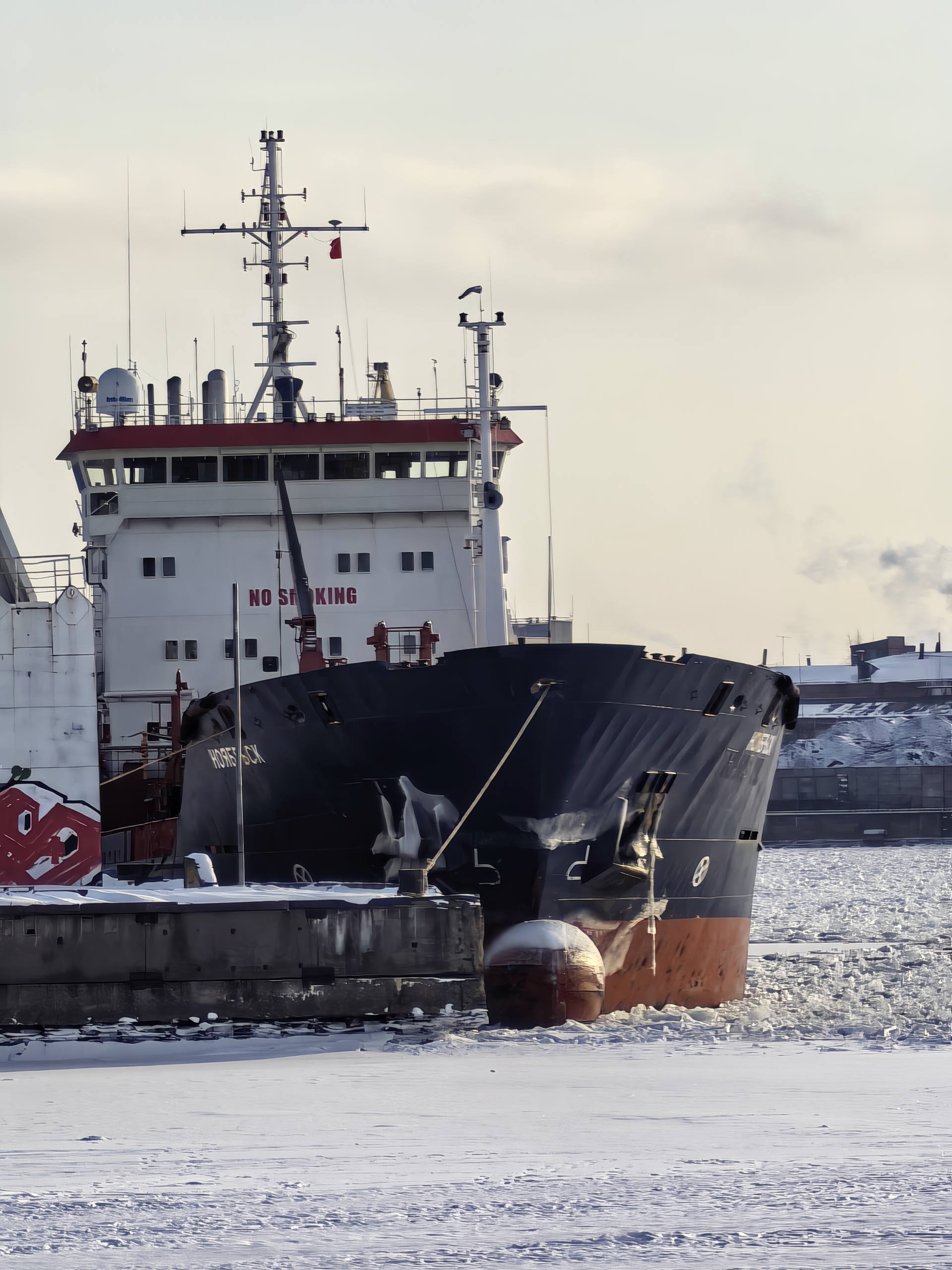 Обзор Huawei Mate X7 — компактного и надёжного складного смартфона Обзор Huawei Mate X7 — компактного и надёжного складного смартфона