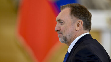 Минута отдыха Олег Дерипаска избран президентом Федерации хоккея с мячом России Спорт 