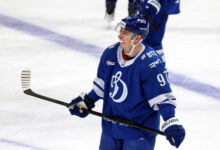 Минута отдыха Гусев и Буше вошли в сборную звезд месяца КХЛ, Жаровский — в команде новичков Спорт 