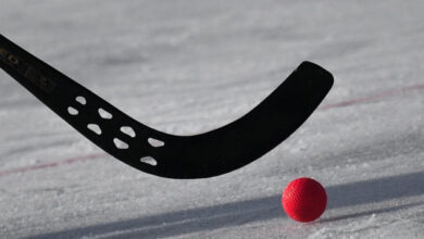 Минута отдыха Международная федерация хоккея с мячом заявила о готовности обсуждать допуск молодых российских игроков Спорт Минута отдыха Международная федерация хоккея с мячом заявила о готовности обсуждать допуск молодых российских игроков Спорт