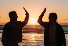 Минута отдыха Почему друзей называют «закадычными»? Интересное 