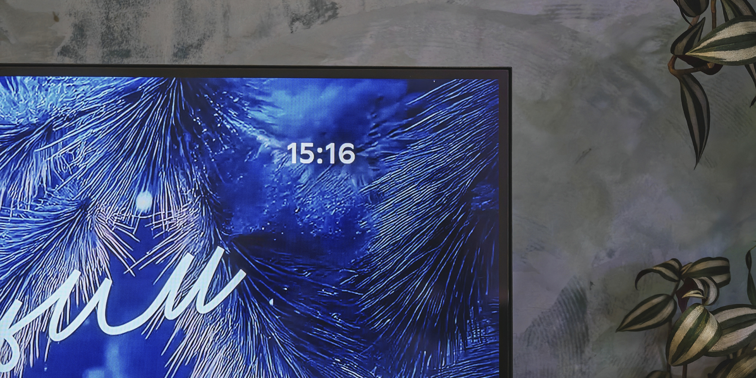 Обзор QLED-телевизора Sber серии 7000 c &laquo;ГигаЧатом&raquo; и полностью голосовым управлением