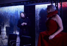 Минута отдыха Гамлет в стеклянном аду: датский принц эпохи корпораций и digital-ноара Культура 