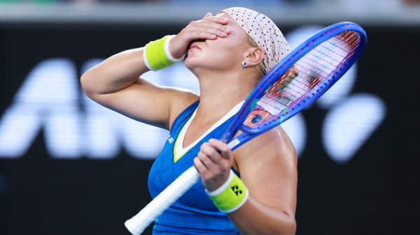 Минута отдыха Шнайдер уступила Свитолиной и завершила выступление на Australian Open Спорт Минута отдыха Шнайдер уступила Свитолиной и завершила выступление на Australian Open Спорт