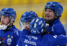 Минута отдыха Московское «Динамо» стало обладателем Суперкубка России по хоккею с мячом Спорт 