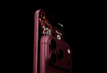 Минута отдыха Инсайдер показал на видео бордовый iPhone 18 Pro с «островком» в углу экрана Полезности 