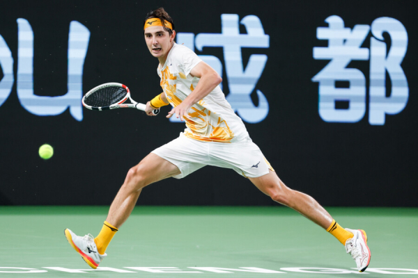 Минута отдыха Известный теннисист скатился после отказа от России. Остался без жены и побед Спорт 