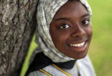 Минута отдыха Пошла в школу позже братьев, но поступила в Гарвард в 15 лет. История девочки из многодетной семьи Дети 