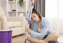 Минута отдыха «Моя 15-летняя дочь ничего не умеет — даже помыть пол». Как я приучала подросших детей к домашним обязанностям Дети 