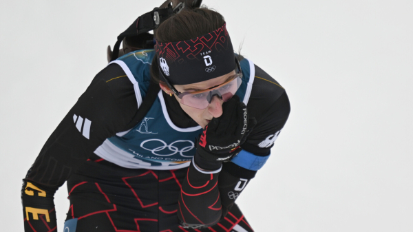 Минута отдыха Биатлонистки из Германии и Чехии отравились бургерами на Олимпиаде‑2026 — СМИ Спорт Минута отдыха Биатлонистки из Германии и Чехии отравились бургерами на Олимпиаде‑2026 — СМИ Спорт