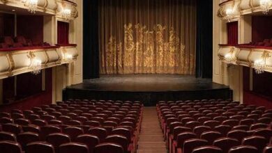 Минута отдыха Классика французской комедии и звездный состав: какой получилась премьера «Авантюры» Культура Минута отдыха Классика французской комедии и звездный состав: какой получилась премьера «Авантюры» Культура