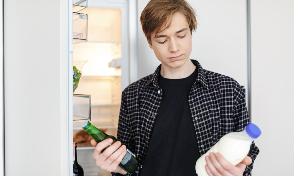 Минута отдыха «Моя 15-летняя дочь ничего не умеет — даже помыть пол». Как я приучала подросших детей к домашним обязанностям Дети 