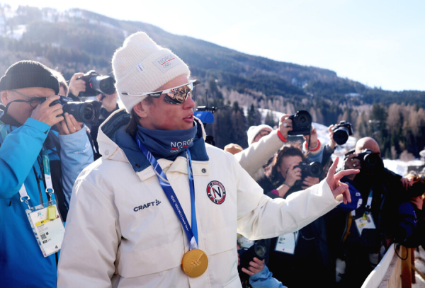 Минута отдыха У Клебо уже пять золотых на Олимпиаде-2026. Что творит норвежец без Большунова! Спорт 