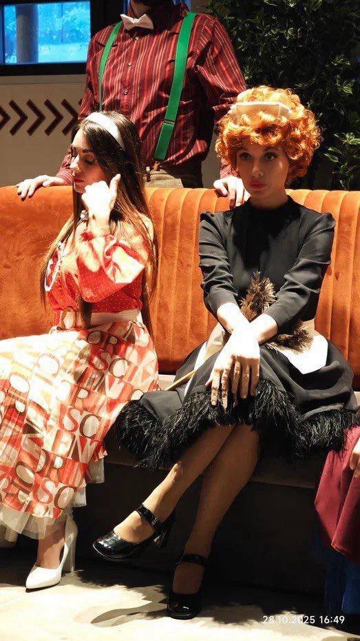 Минута отдыха «YAteatr» Ярославы Славской представит премьеру иммерсивного спектакля «Шикарная свадьба» Культура 