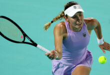 Минута отдыха Александрова обыграла Баптист и вышла в финал теннисного турнира в Абу‑Даби Спорт 