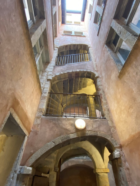 Минута отдыха Тайные шёлковые лабиринты, спасшие Лион в древности и ставшие изюминкой современности Интересное 