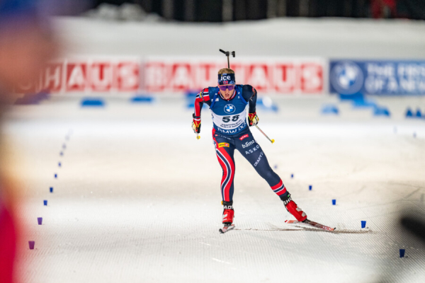 Минута отдыха Русский биатлонист превзошел олимпийского чемпиона Милана. Невероятный успех на Кубке мира Спорт 