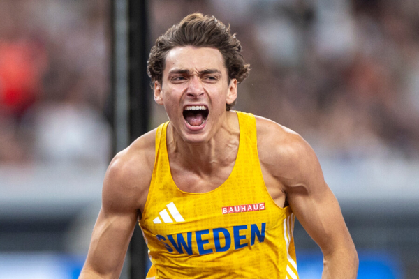 Минута отдыха Дюплантис установил 15-й мировой рекорд за шесть лет. Он вообще человек? Спорт Минута отдыха Дюплантис установил 15-й мировой рекорд за шесть лет. Он вообще человек? Спорт